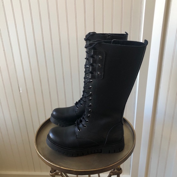 BOS & CO PORTAGE WATERPROOF LACE UP BOOT. 37. EUC - Picture 6 of 10